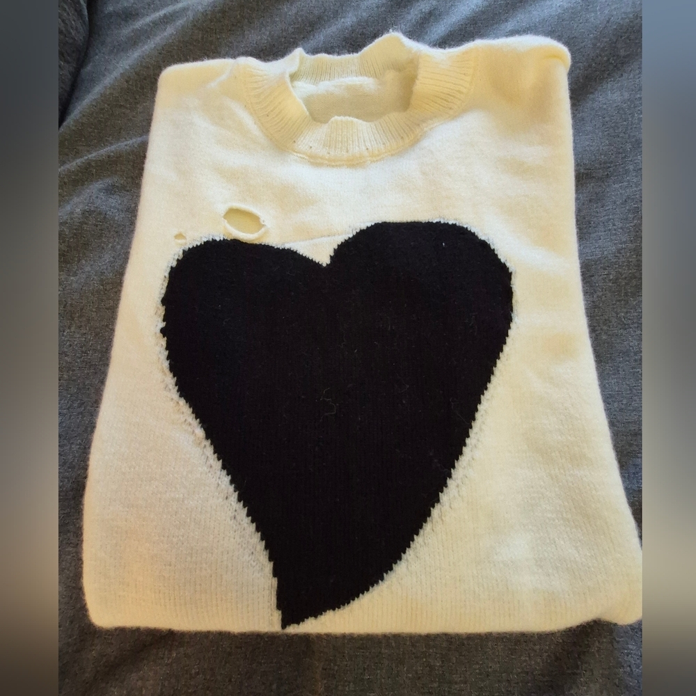 Rare Sandro Moscoloni Cuban Fit Distressed Black Heart Sweater - M